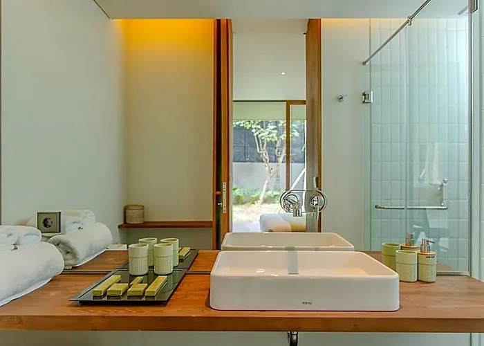 Hotel Domisili Canggu Bali By Fays Hospitality 4*